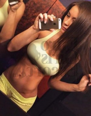 Muriele erotic massage in Calabasas California, escort girls